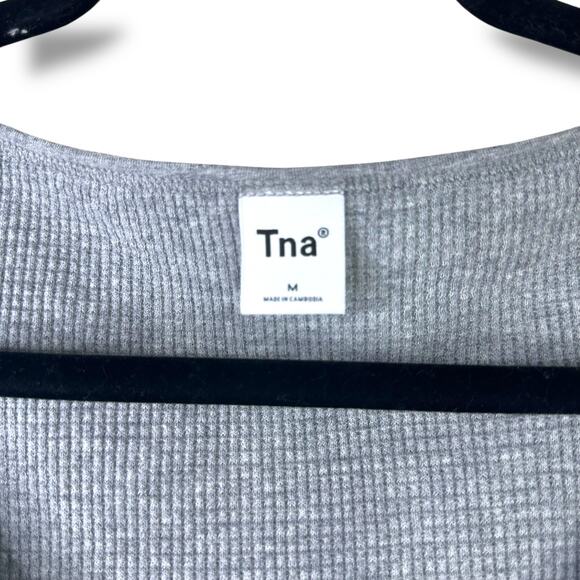 Aritzia TNA Gray V-Neck HomeStretch Rib Henley Thermal Knit Long Sleeve Crop Top - Picture 3 of 7